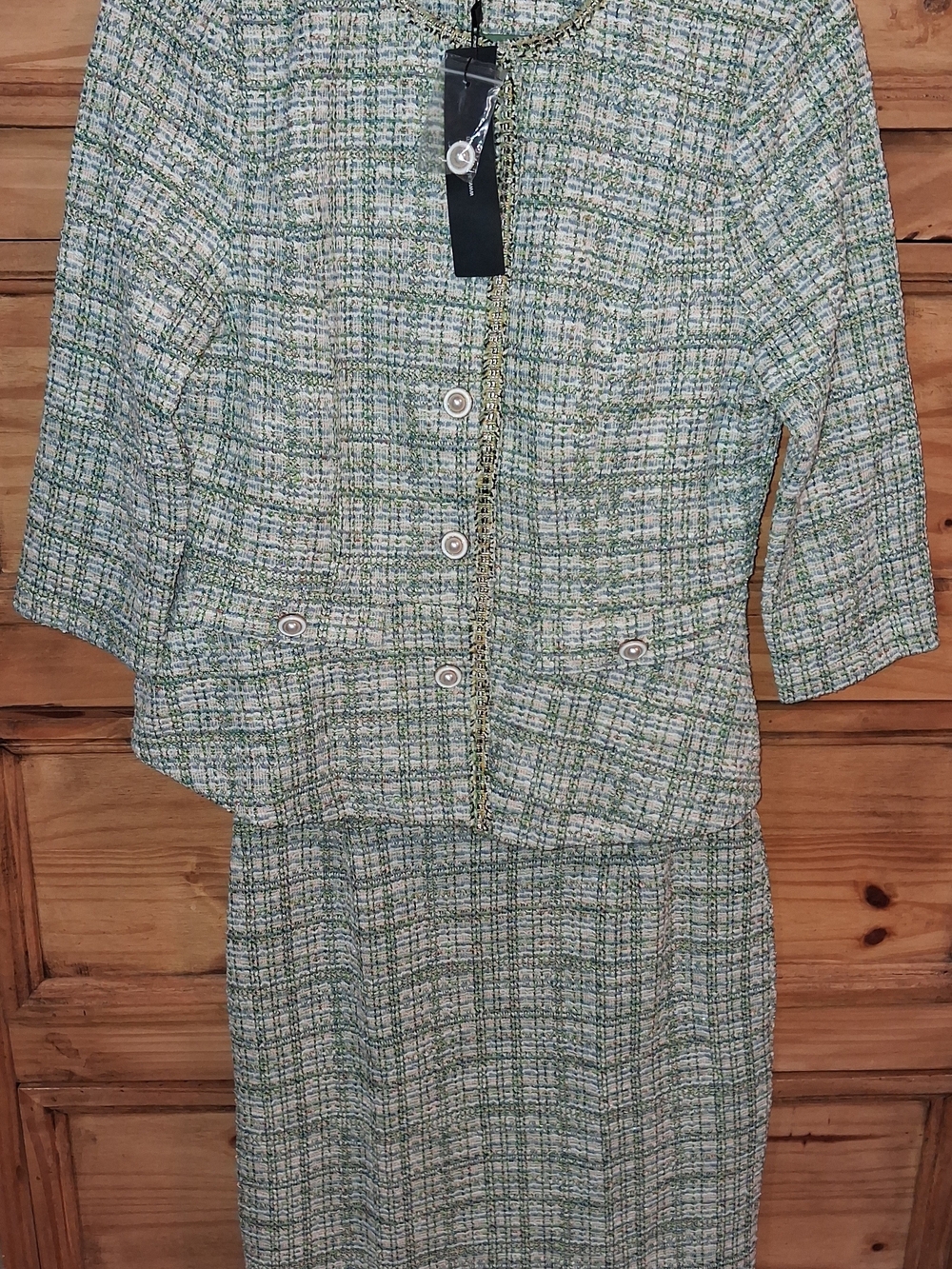 Classic Green Tweed Women's Jacket And Skirt Set - Elegant Office Wear - Picture 1 of 9